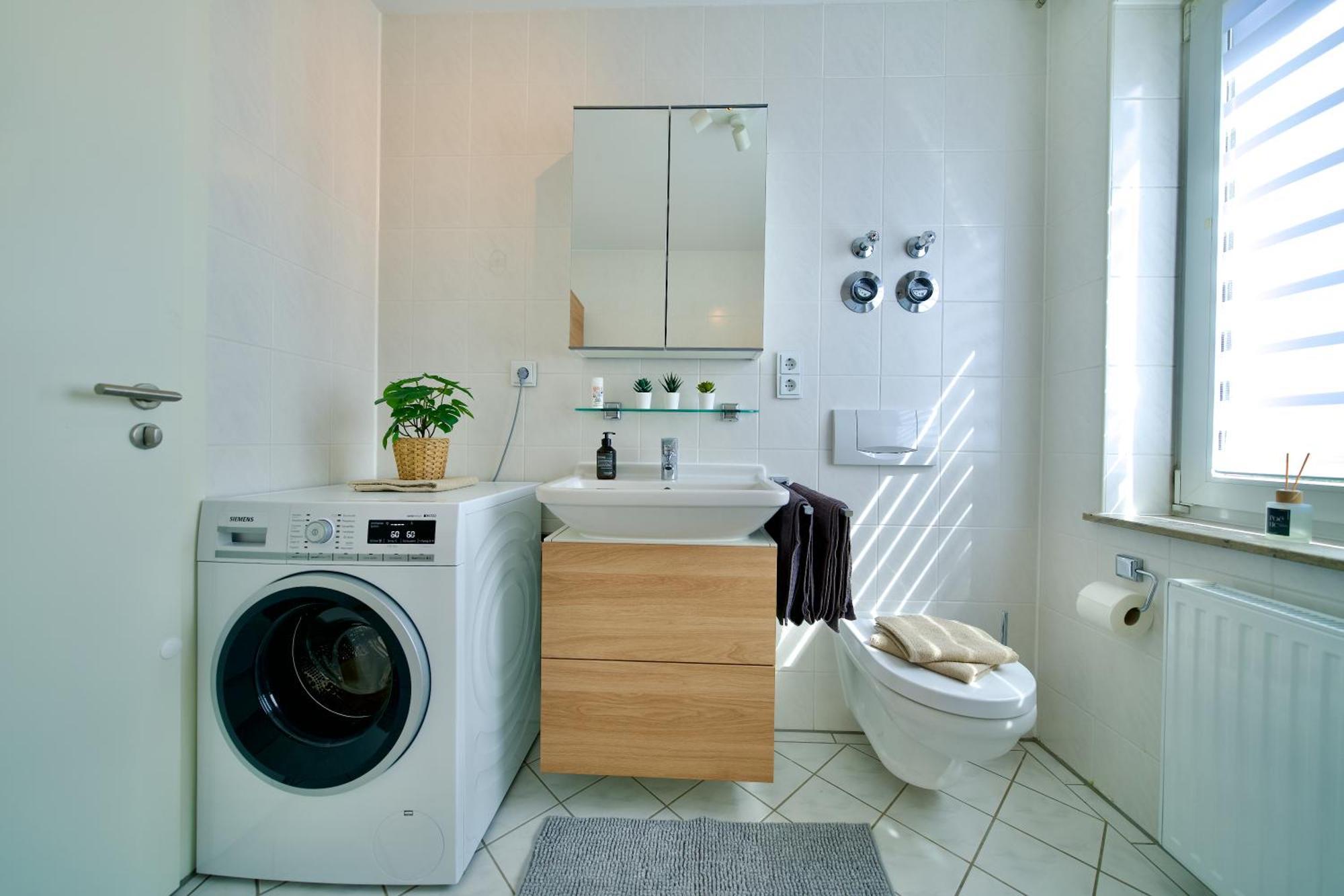 Edler Wohnraum Schwanenteich-Oase Mit Balkon, Kaffeevollautomat, Lift & Parkplatz Apartment Zwickau Bagian luar foto