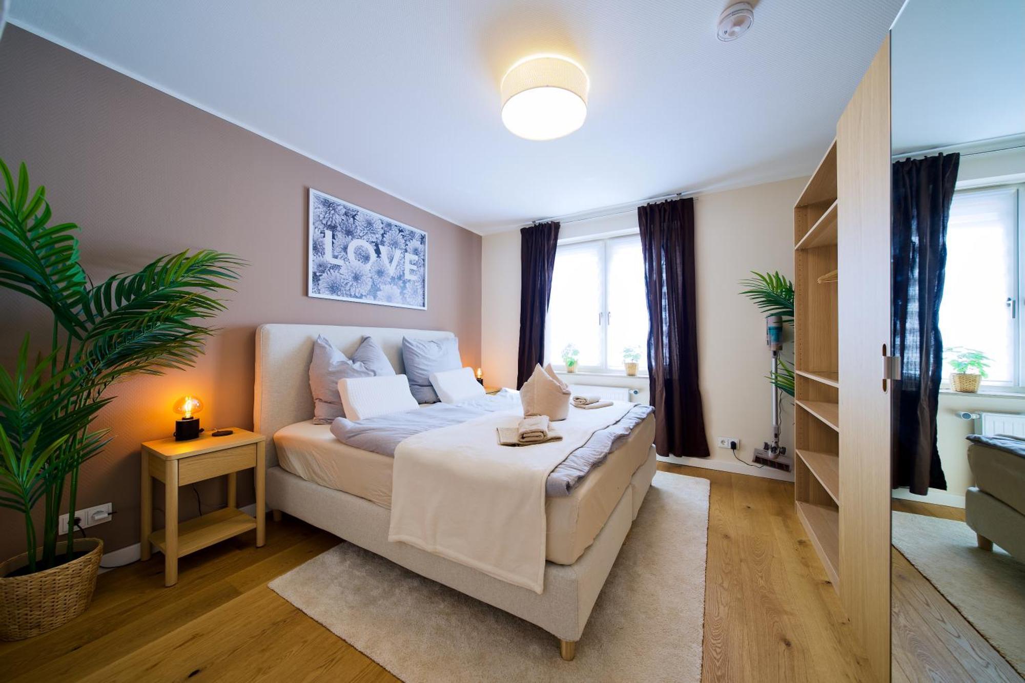Edler Wohnraum Schwanenteich-Oase Mit Balkon, Kaffeevollautomat, Lift & Parkplatz Apartment Zwickau Bagian luar foto